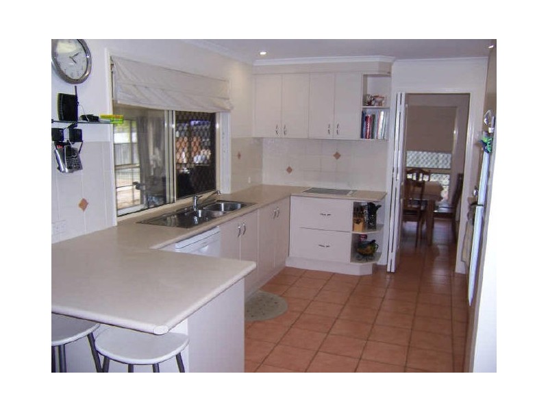 61 Geoffrey Thomas Drive, Tannum Sands QLD 4680