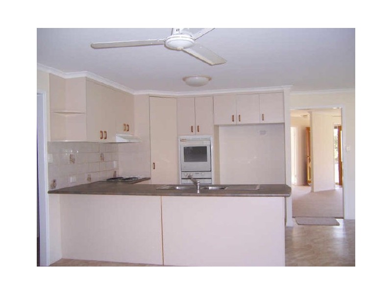 9 Wyndham Avenue, Boyne Island QLD 4680