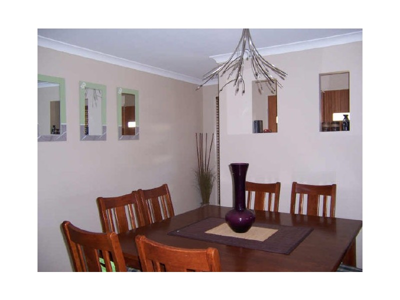 27 Lighthouse Drive, Boyne Island QLD 4680