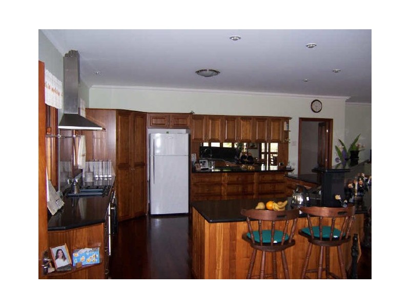 4 RAINER COURT, Benaraby QLD 4680