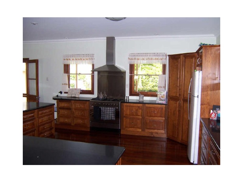 4 RAINER COURT, Benaraby QLD 4680