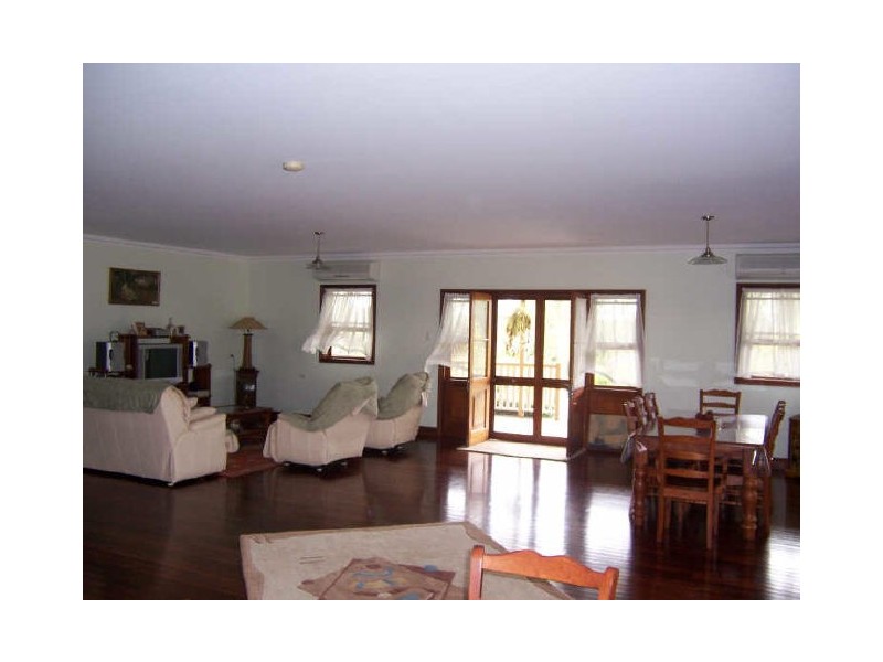 4 RAINER COURT, Benaraby QLD 4680