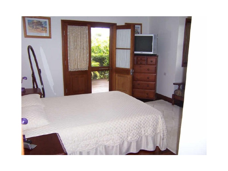 4 RAINER COURT, Benaraby QLD 4680