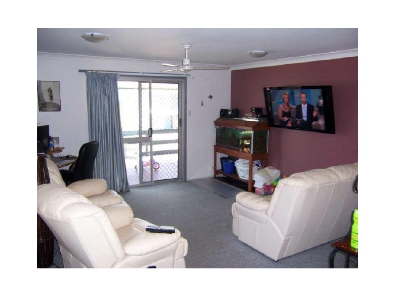 26 Alexander Street, Boyne Island QLD 4680