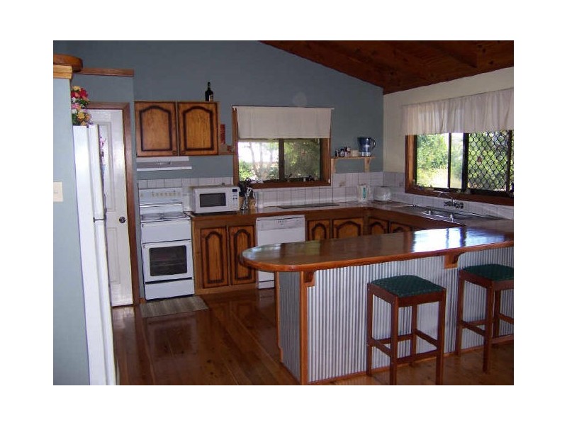 3 Silverton Drive, Tannum Sands QLD 4680