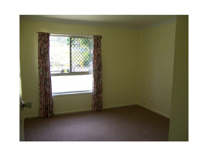 2 Cooran Court, Boyne Island QLD 4680