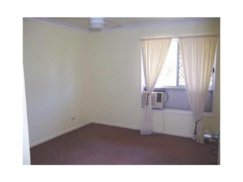 2 Cooran Court, Boyne Island QLD 4680