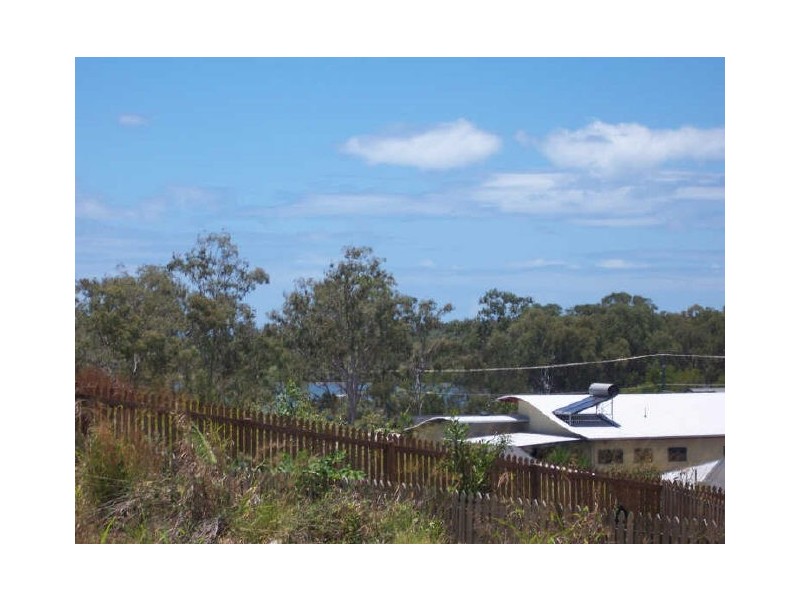 6 Caitlin Court, Boyne Island QLD 4680
