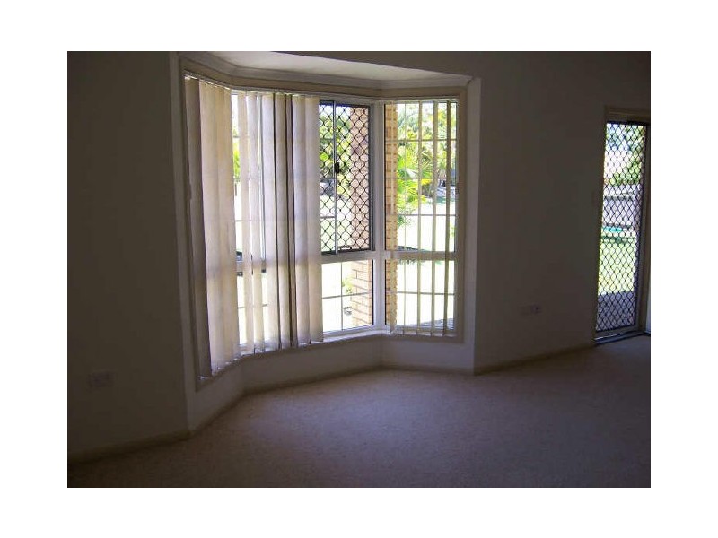 10 Geoffrey Thomas Drive, Tannum Sands QLD 4680