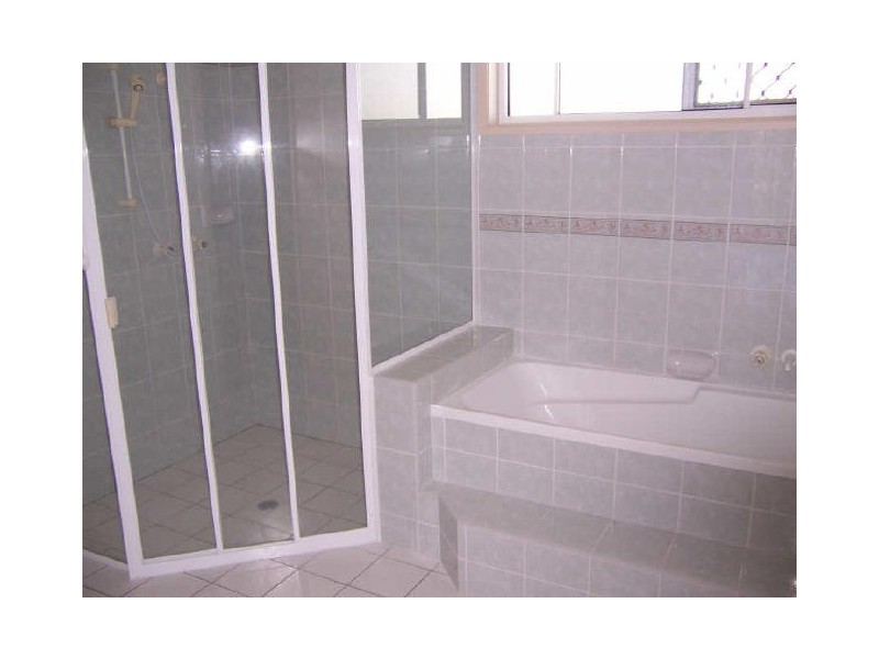 10 Geoffrey Thomas Drive, Tannum Sands QLD 4680