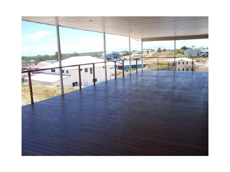 30 Lighthouse Drive, Boyne Island QLD 4680