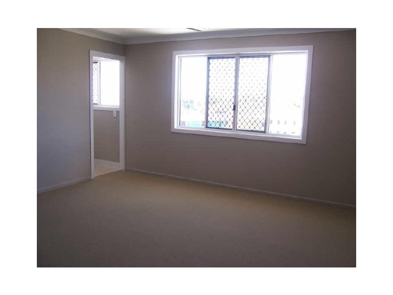 30 Lighthouse Drive, Boyne Island QLD 4680