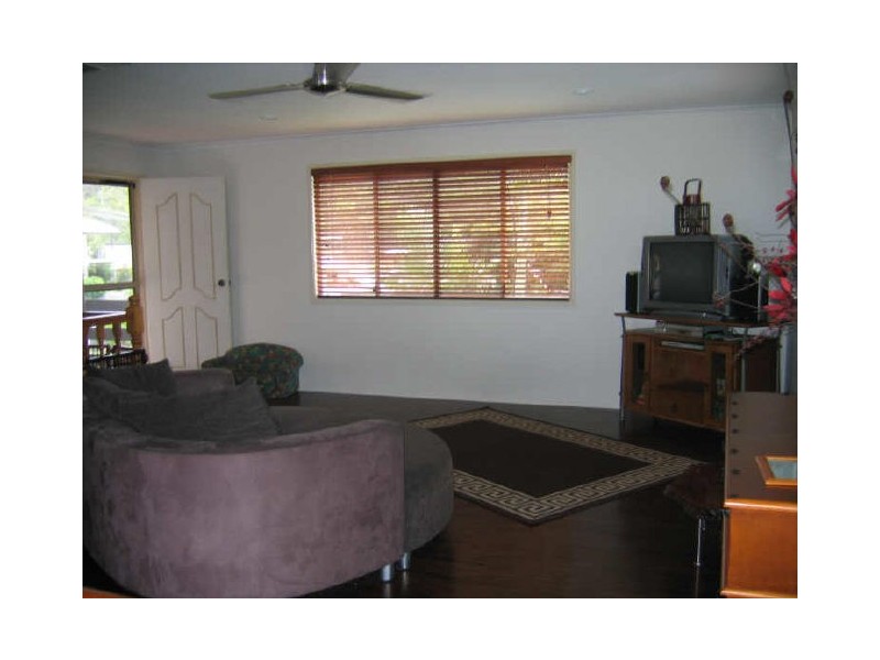 26 Sayre Crescent, Boyne Island QLD 4680