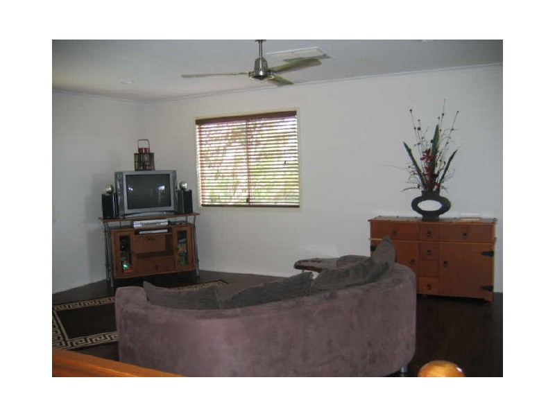 26 Sayre Crescent, Boyne Island QLD 4680