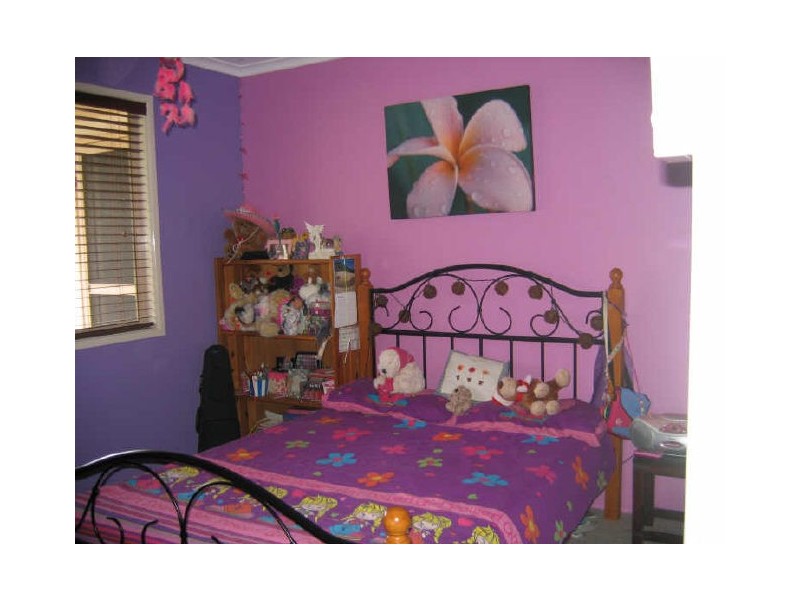 26 Sayre Crescent, Boyne Island QLD 4680