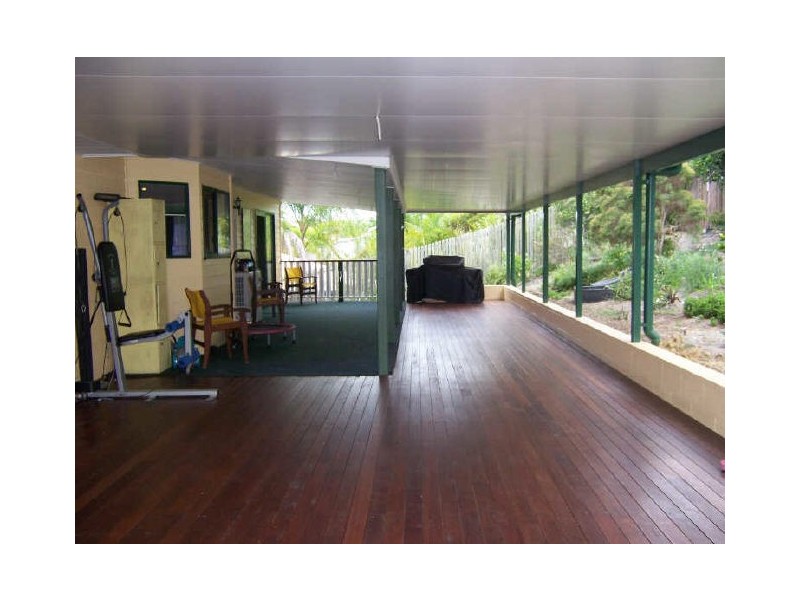 31 Crest Avenue, Boyne Island QLD 4680