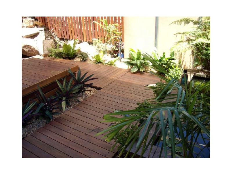 7 Bauhinia Street, Boyne Island QLD 4680