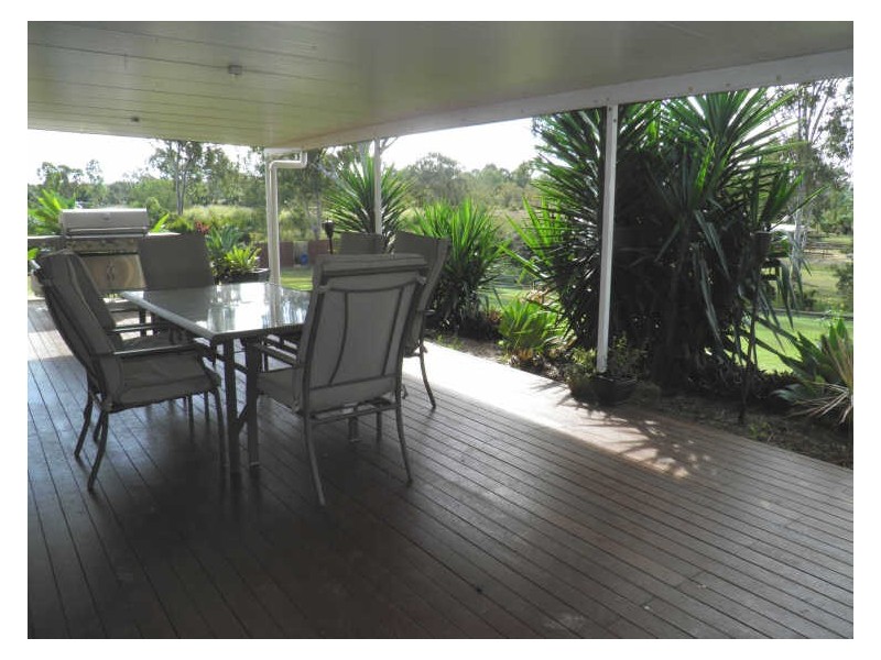 33 Dedekind Avenue, Benaraby QLD 4680