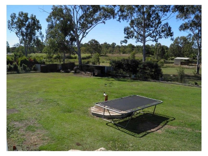 33 Dedekind Avenue, Benaraby QLD 4680