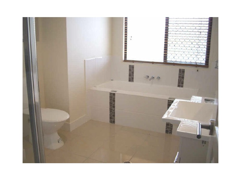 23 Longreach Court, Tannum Sands QLD 4680