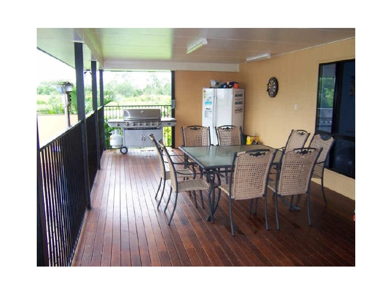 30 Dedekind Avenue, Benaraby QLD 4680