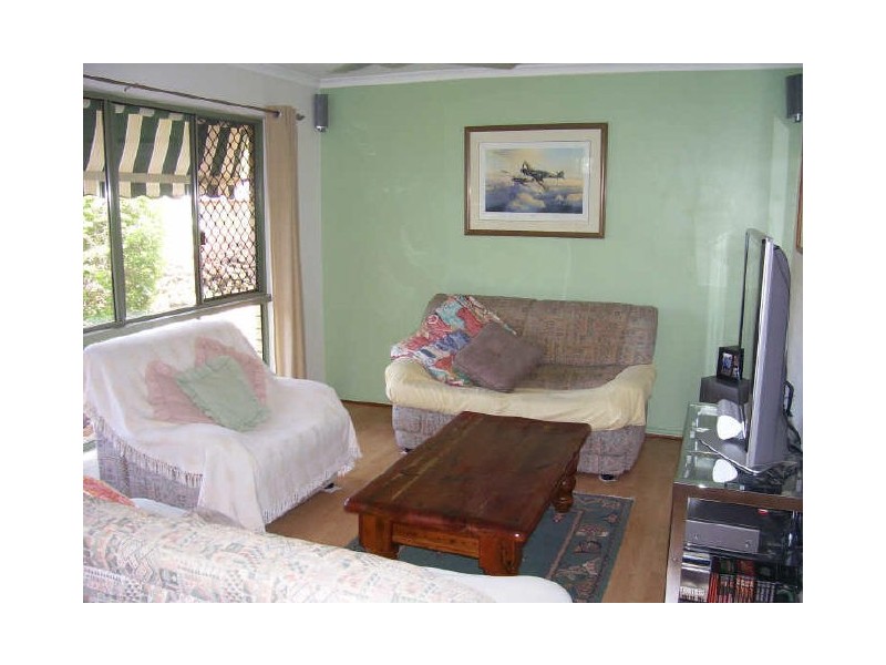 12 Curtis Avenue, Boyne Island QLD 4680