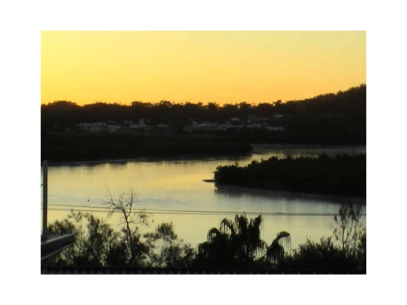 48 Malpas Street, Boyne Island QLD 4680