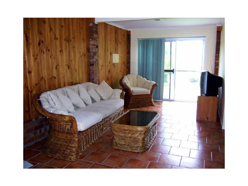 11 Benowa Court, Boyne Island QLD 4680