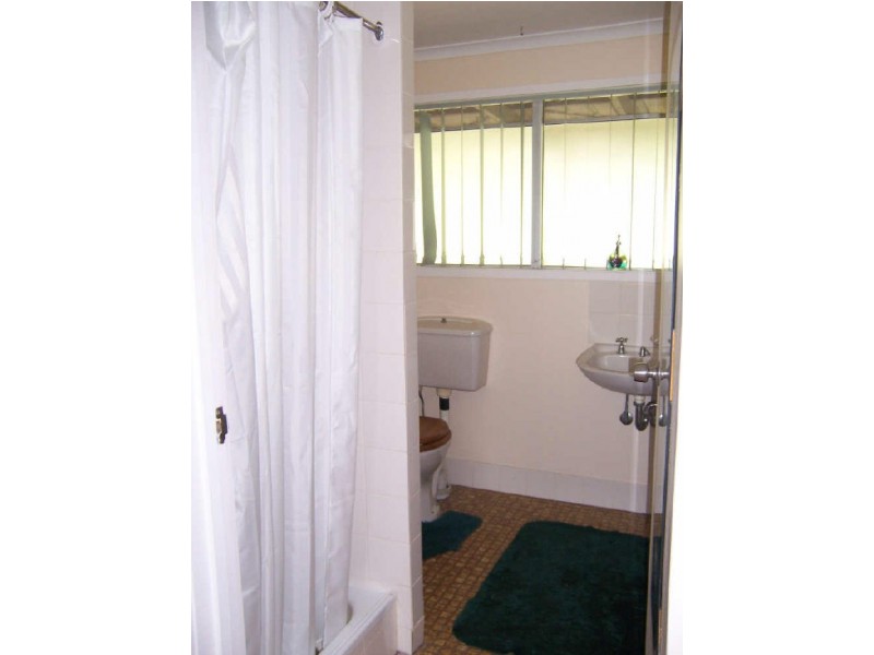 11 Benowa Court, Boyne Island QLD 4680