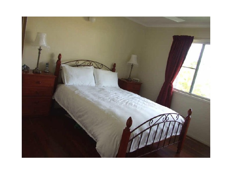 11 Benowa Court, Boyne Island QLD 4680