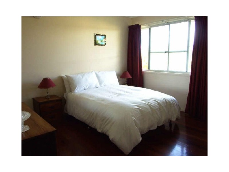 11 Benowa Court, Boyne Island QLD 4680