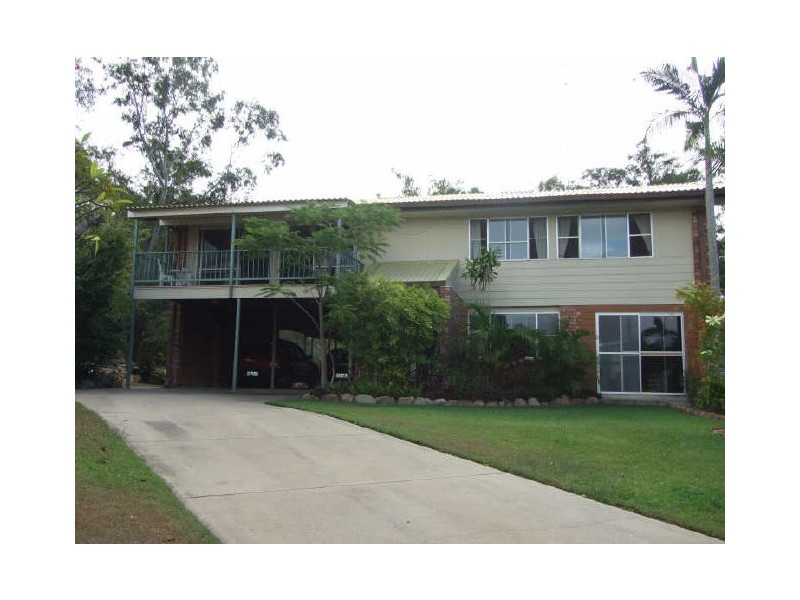 11 Benowa Court, Boyne Island QLD 4680