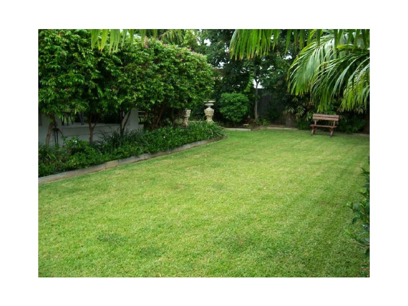 4 Jacinta Court, Tannum Sands QLD 4680