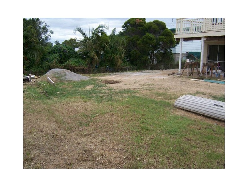 90 Malpas Street, Boyne Island QLD 4680