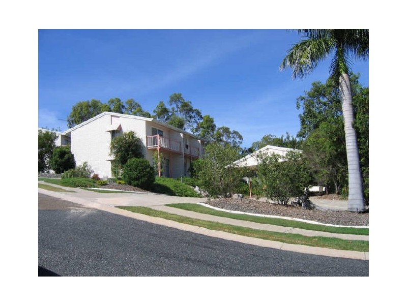 Unit 2/14 Beltana Drive, Boyne Island QLD 4680