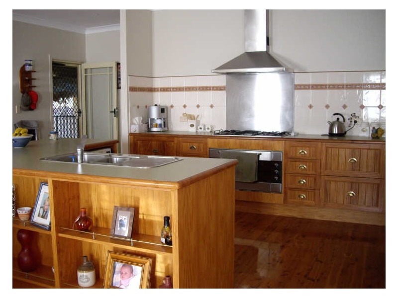 1 Tasman Court, Boyne Island QLD 4680