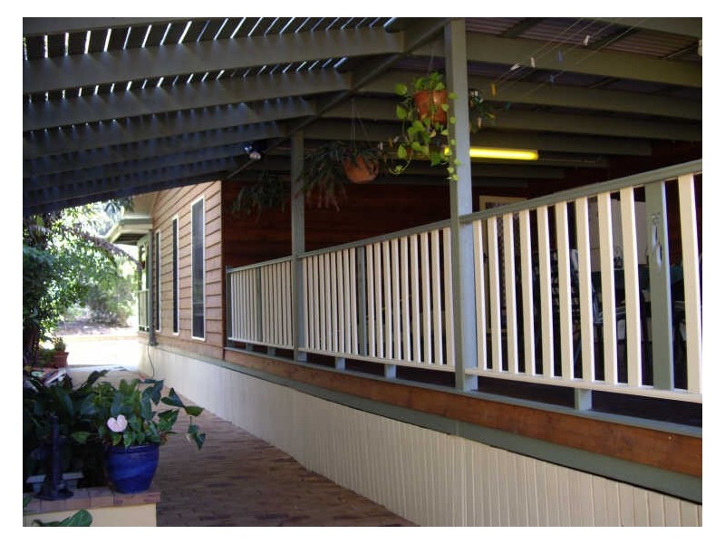 1 Tasman Court, Boyne Island QLD 4680
