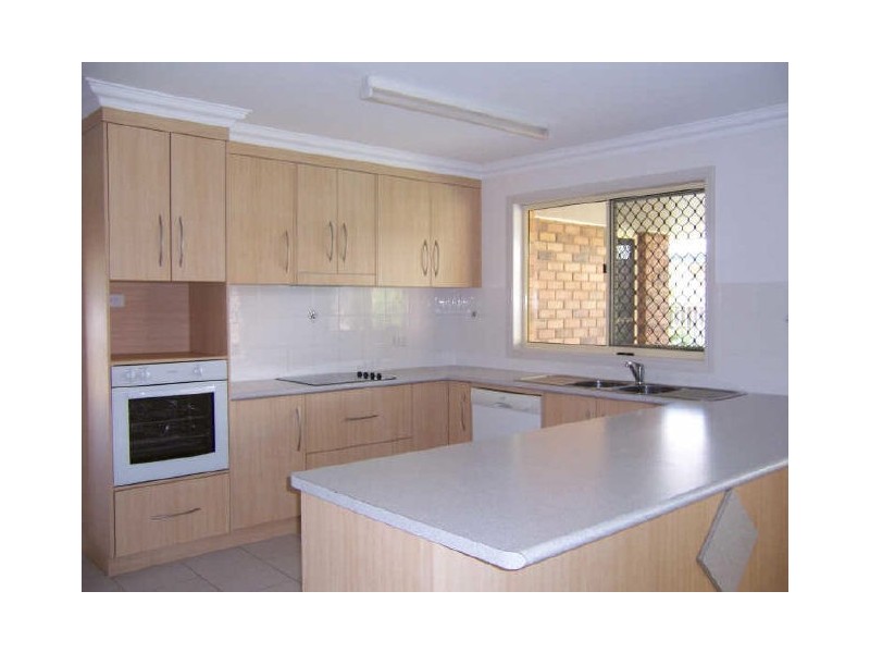 34 Longreach Court, Tannum Sands QLD 4680