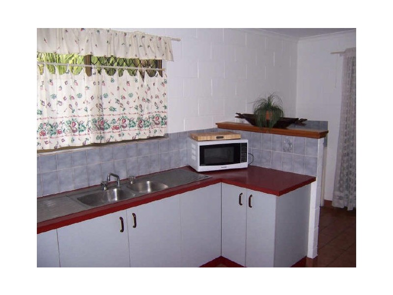 2 Brin Steet, Boyne Island QLD 4680
