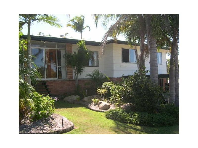 1 Banksia Street, Boyne Island QLD 4680