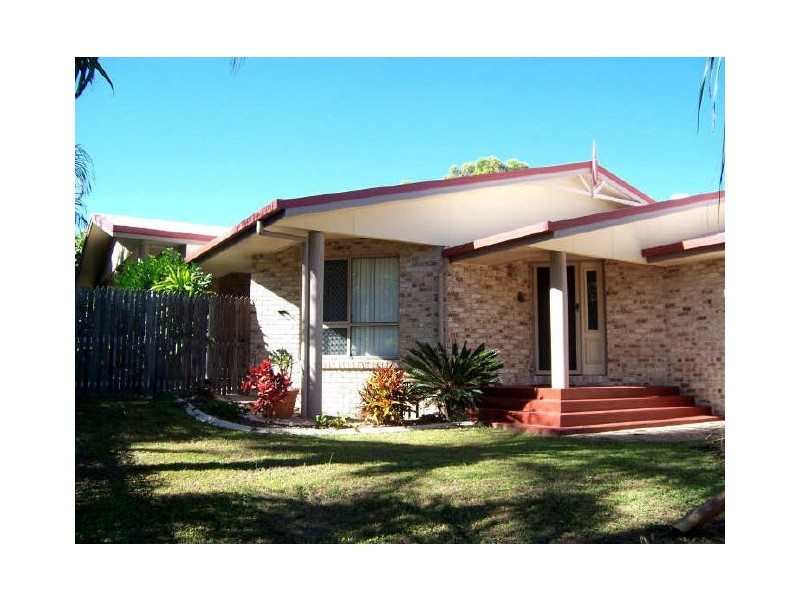 4 Darragh Street, Tannum Sands QLD 4680