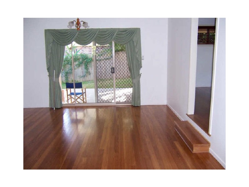 4 Darragh Street, Tannum Sands QLD 4680