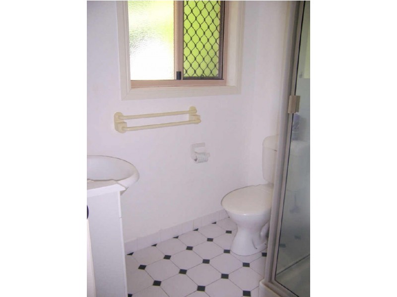 4 Darragh Street, Tannum Sands QLD 4680