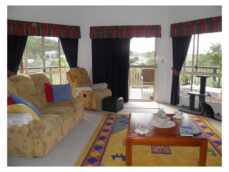 18 Centenary Drive, Boyne Island QLD 4680