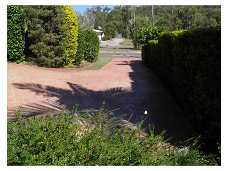 18 Centenary Drive, Boyne Island QLD 4680