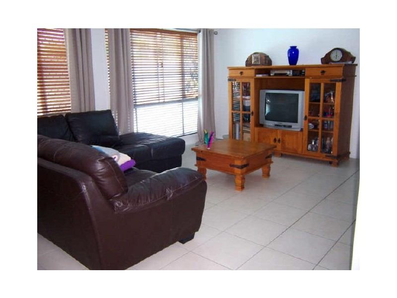 13 Alkina Crescent, Boyne Island QLD 4680