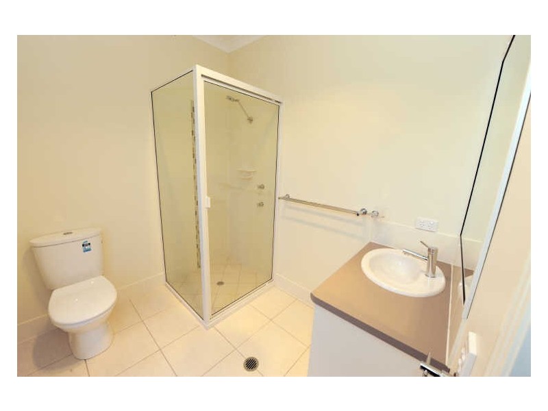 3 Danielle Court, Boyne Island QLD 4680