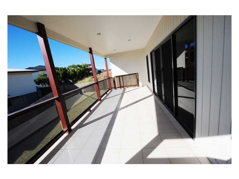 3 Danielle Court, Boyne Island QLD 4680