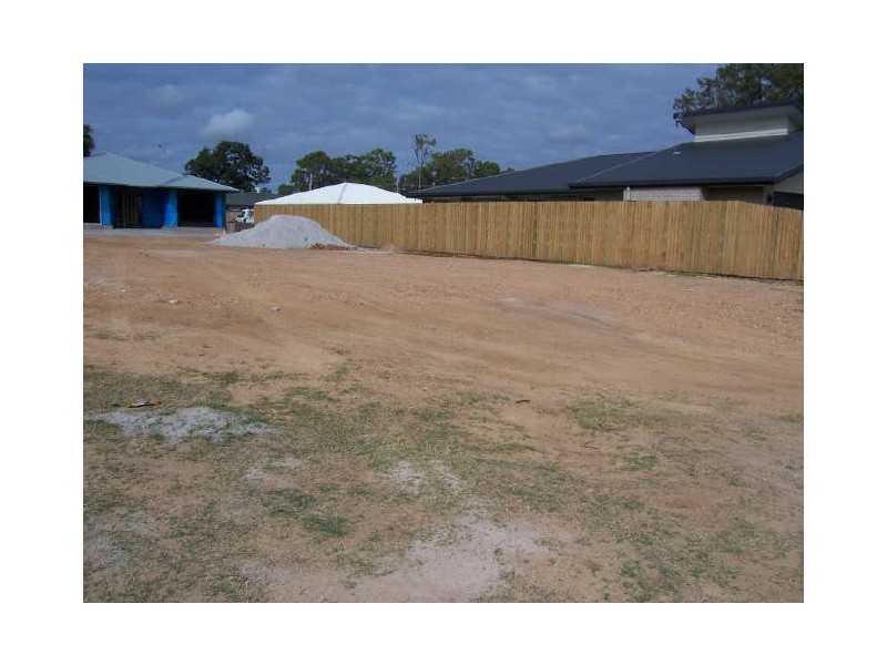 63 Bauhinia Street, Boyne Island QLD 4680