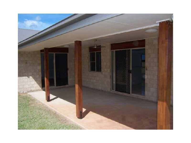 48 Bauhinia Street, Boyne Island QLD 4680